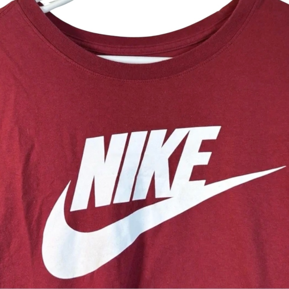 Nike Men’s Long Sleeve T-Shirt XXL Burgundy Big Swoosh Logo Graphic Tee - Picture 3 of 6